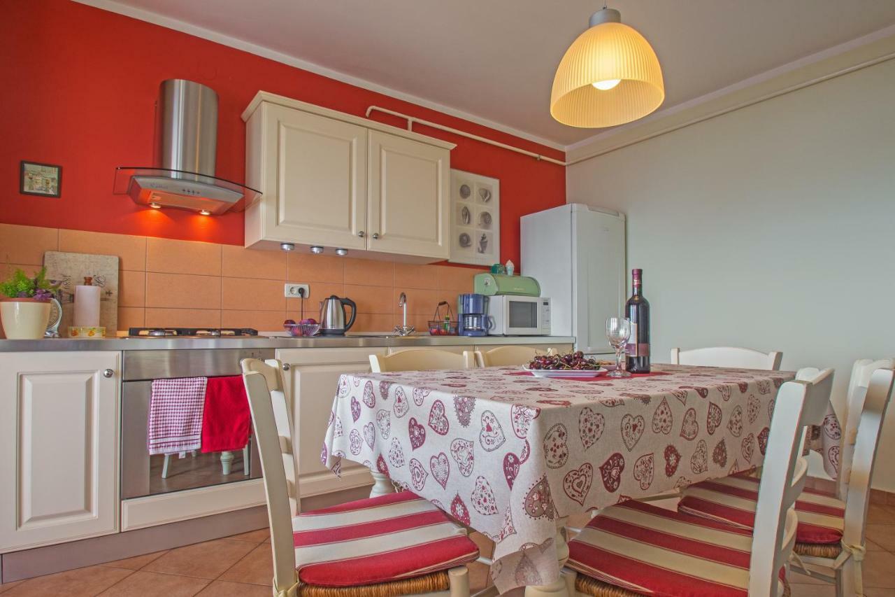 Apartment Paradise View Rijeka Exterior photo