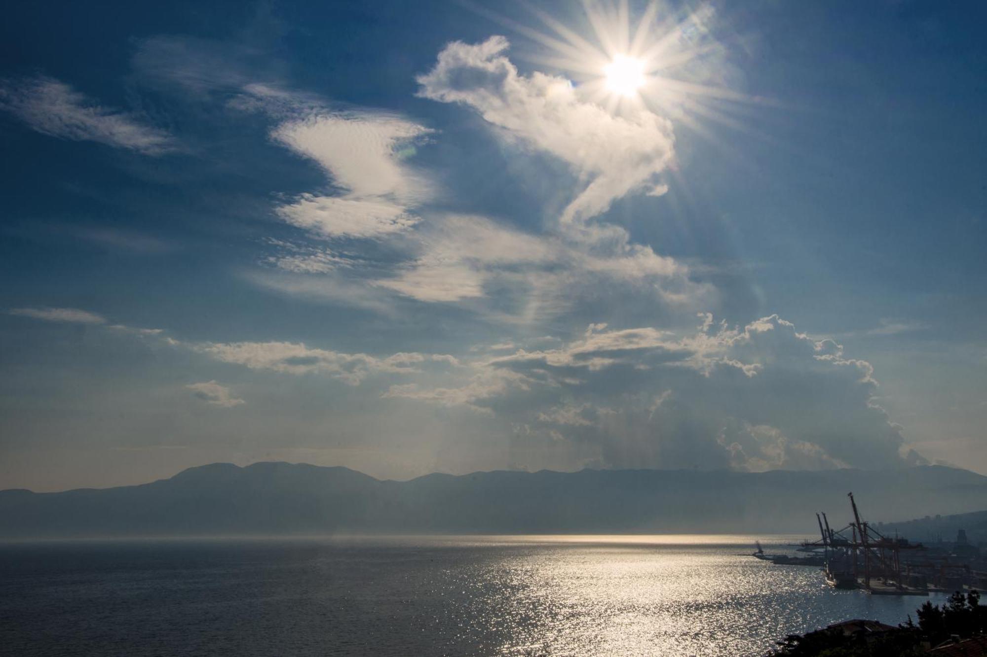 Apartment Paradise View Rijeka Exterior photo